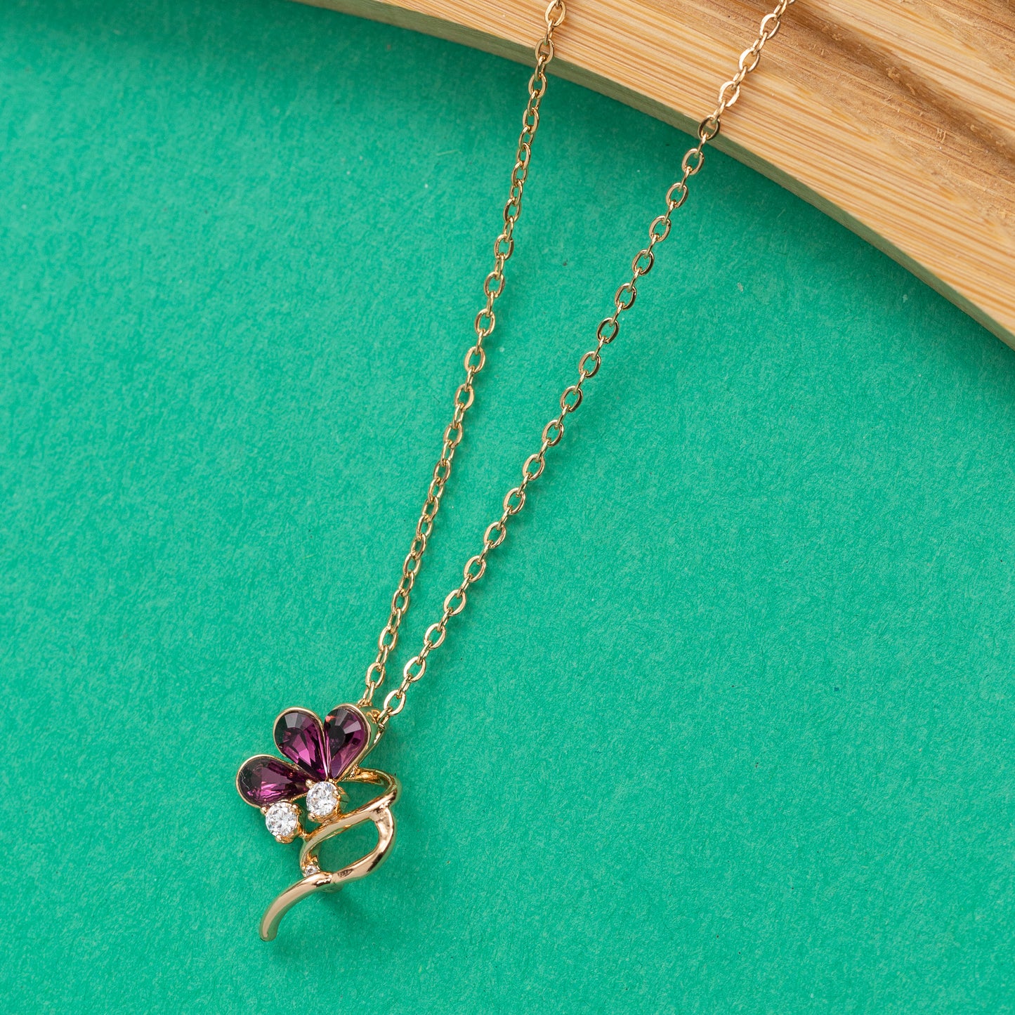 Collier LOVELO en plaqué or