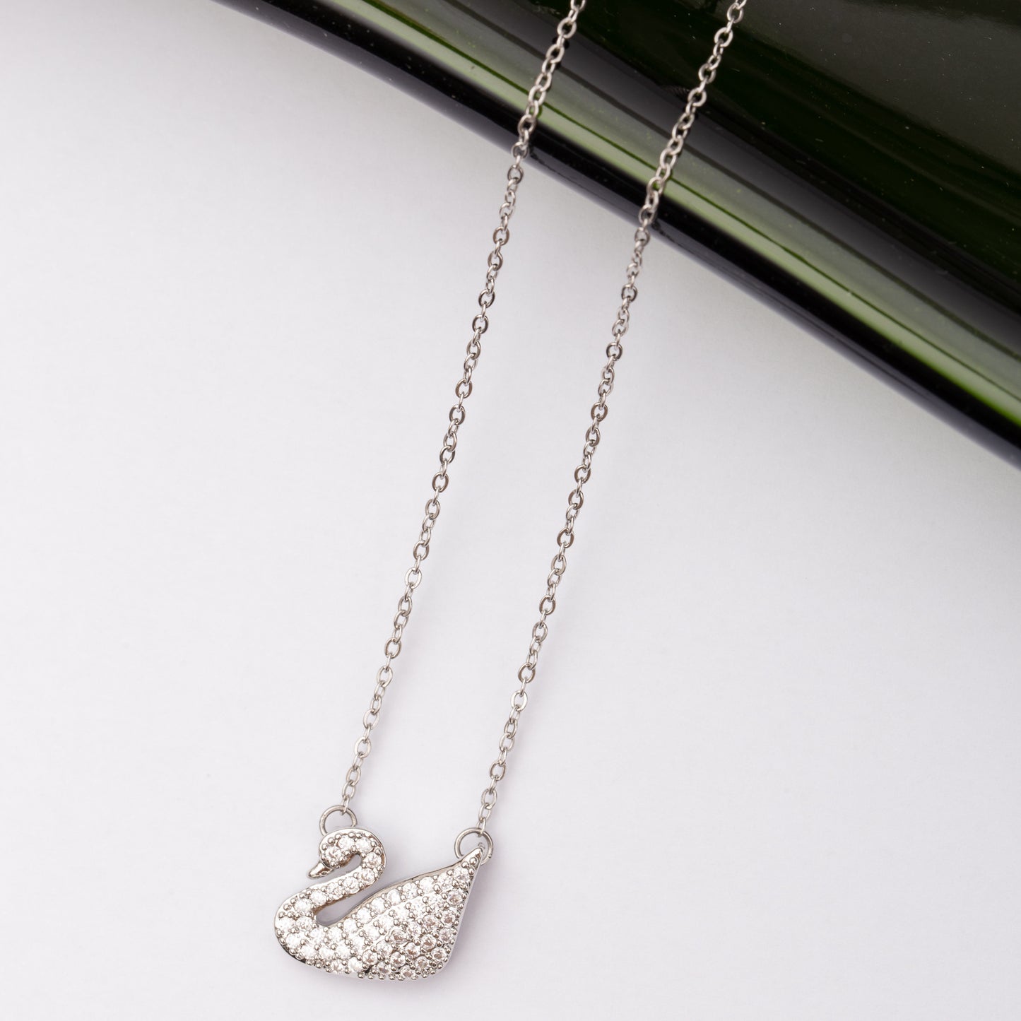 Collier SWAN en acier inoxydable garanti
