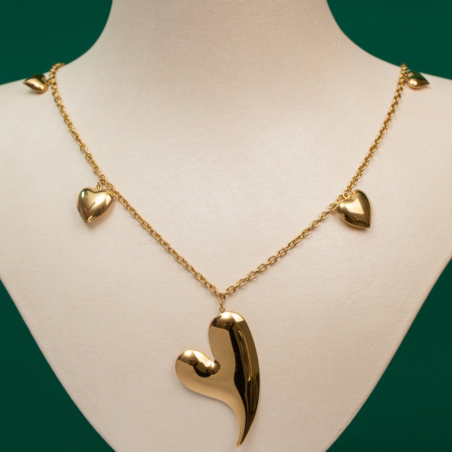 Collier en acier tendance