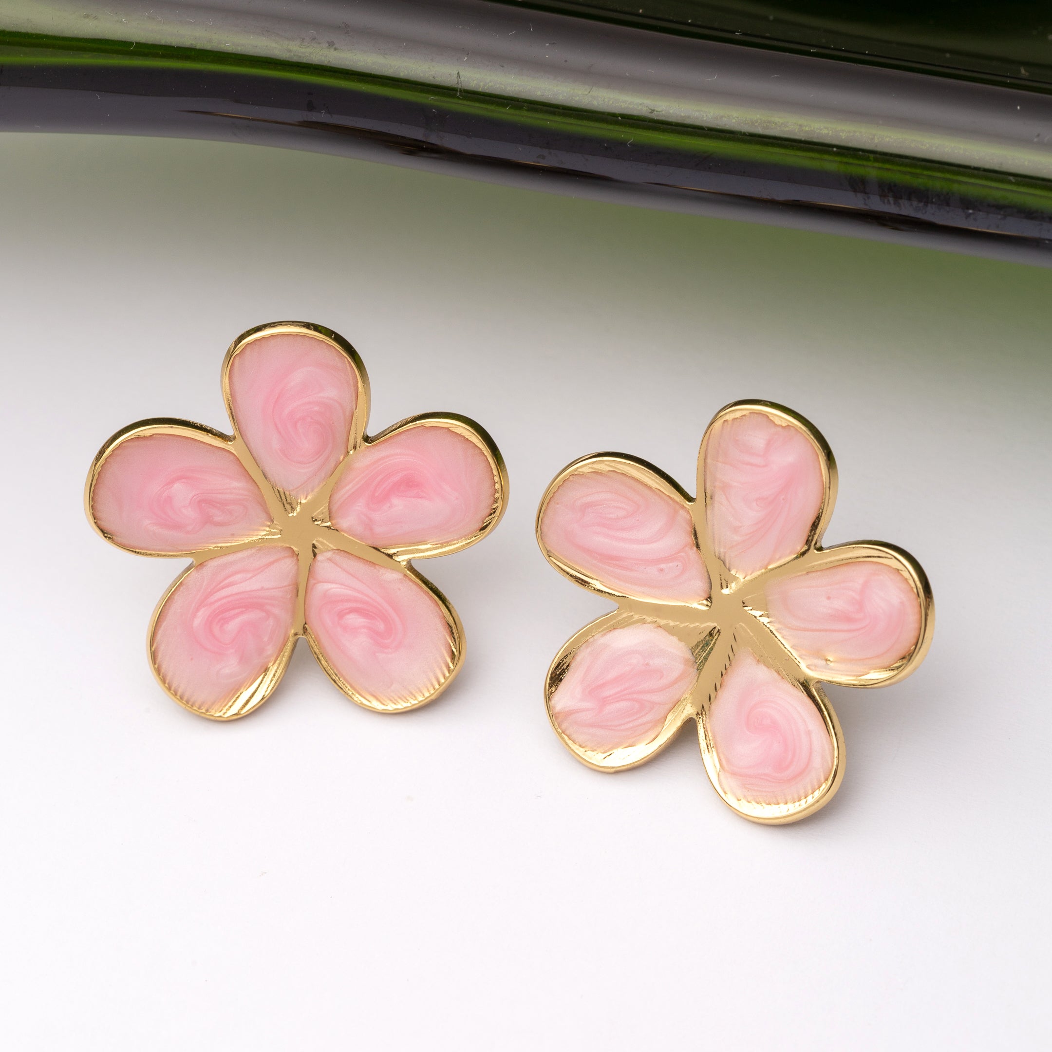 Boucles d'oreilles Flower en acier inoxydable garanties