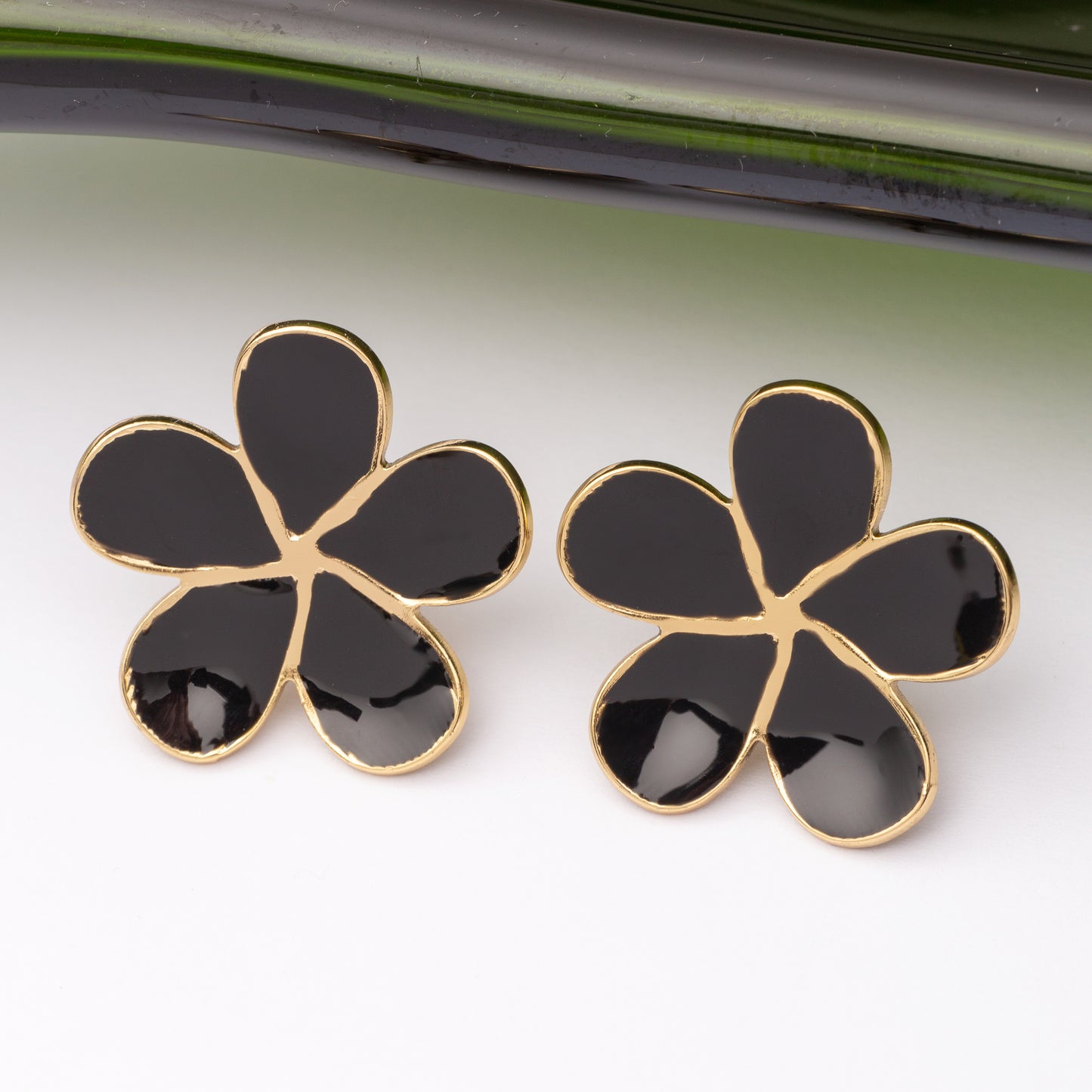Boucles d'oreilles Flower en acier inoxydable garanties