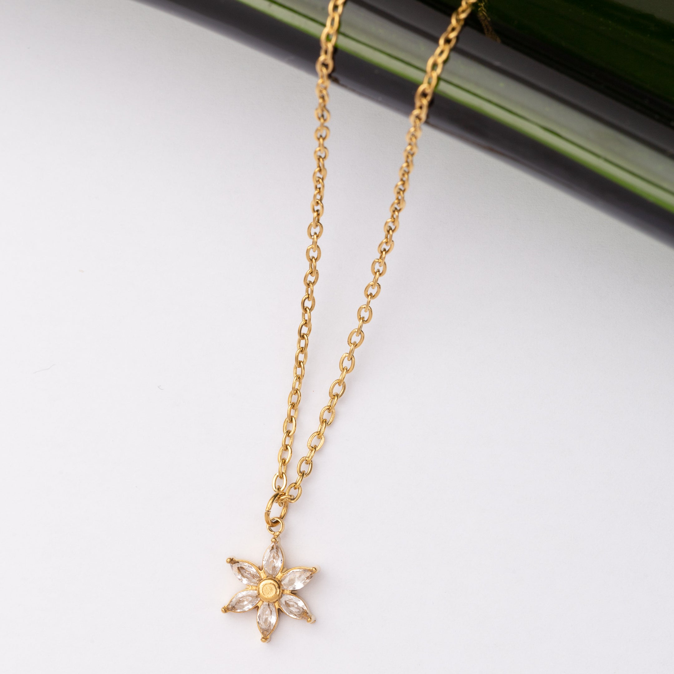 Collier Fleuria en acier inoxydable garanti