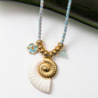 Collier en acier monté sur cordon