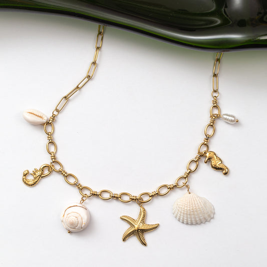 Collier estival en acier avec plusieurs pendentifs