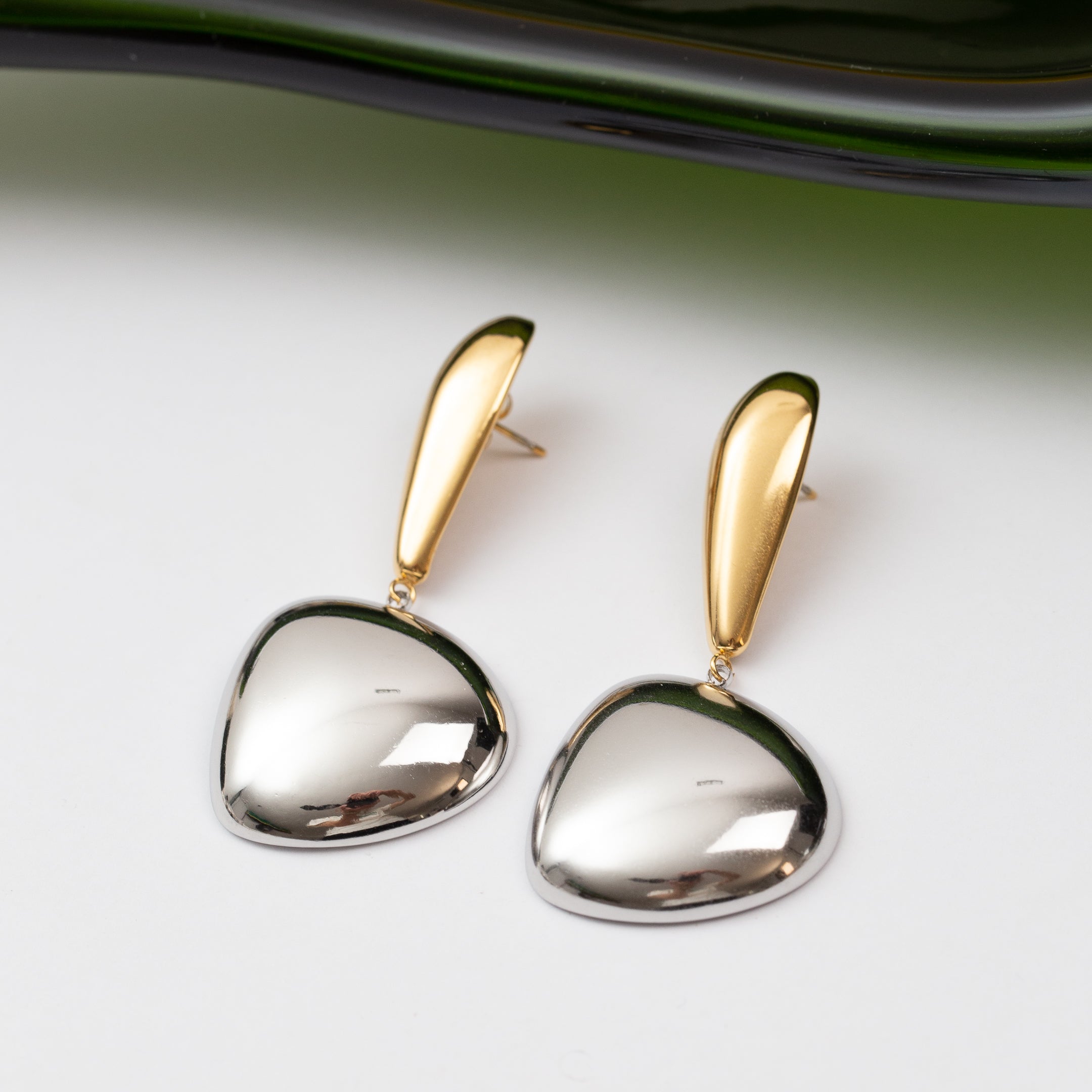 Boucles d'oreilles en acier