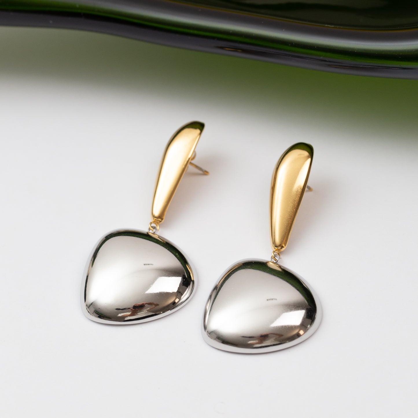 Boucles d'oreilles en acier