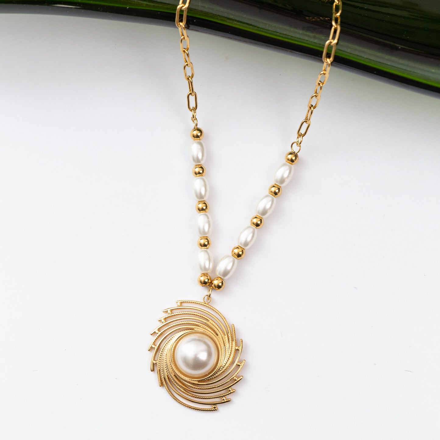 Collier en acier tendance