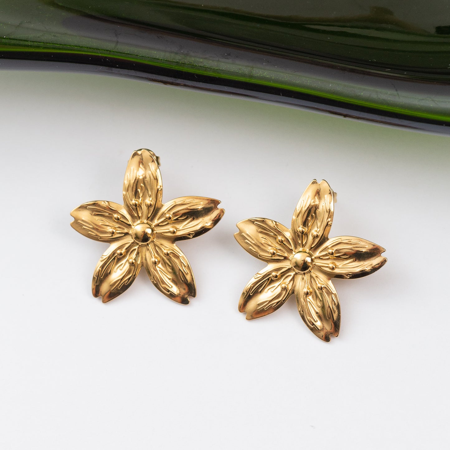 Boucles d'oreilles en acier