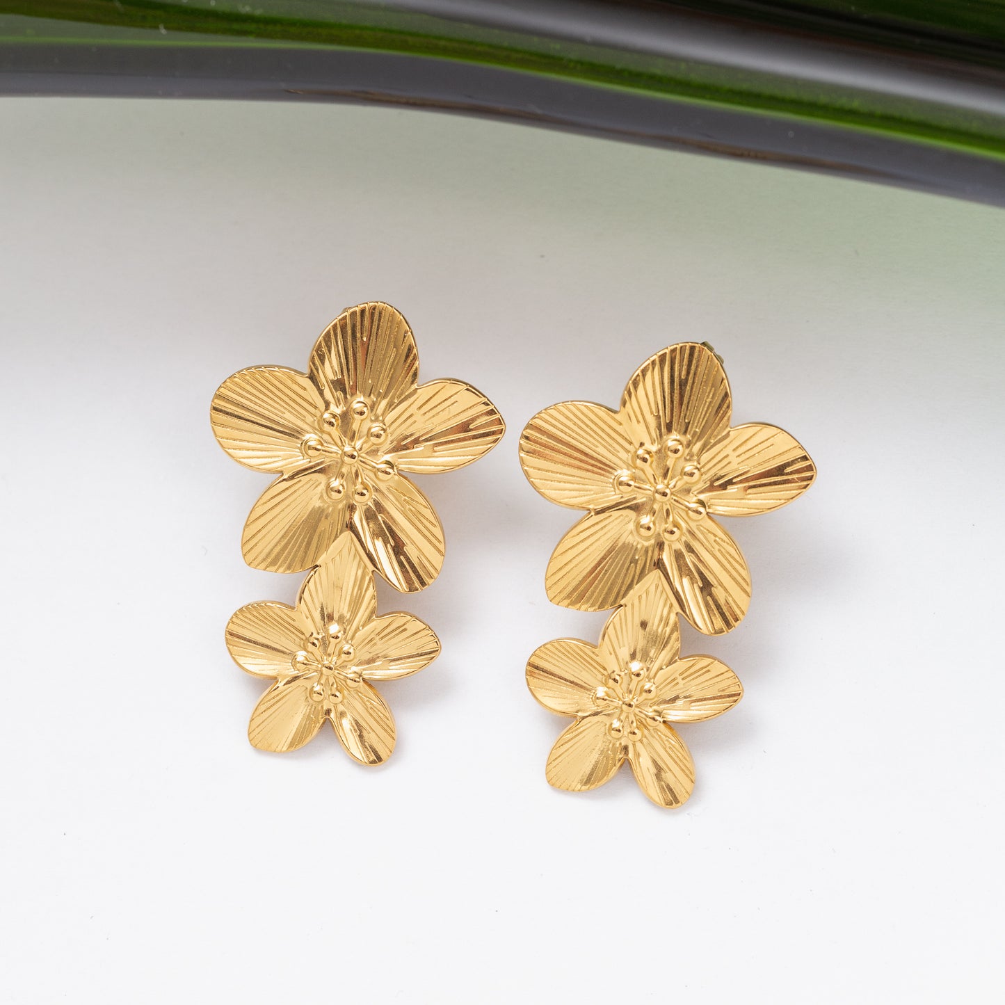 Boucles d'oreilles en acier