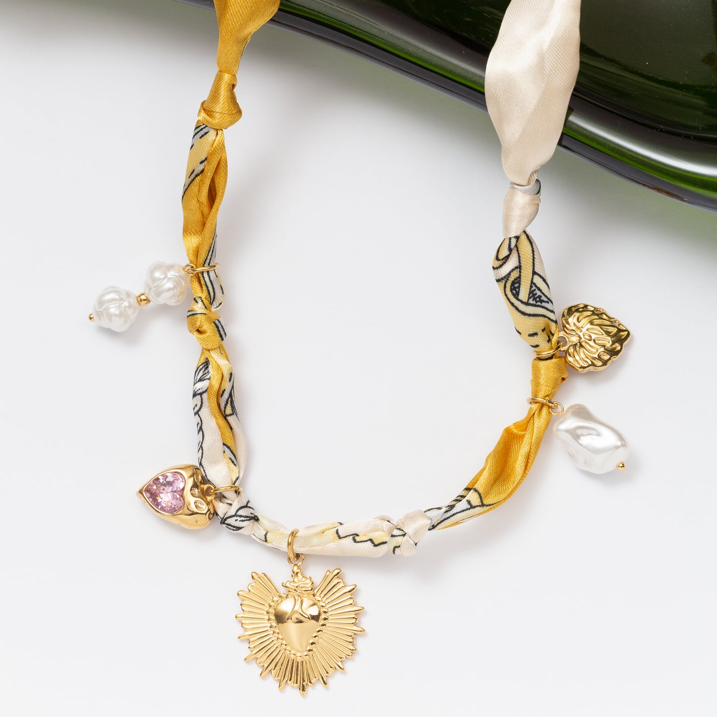 Collier en acier tendance