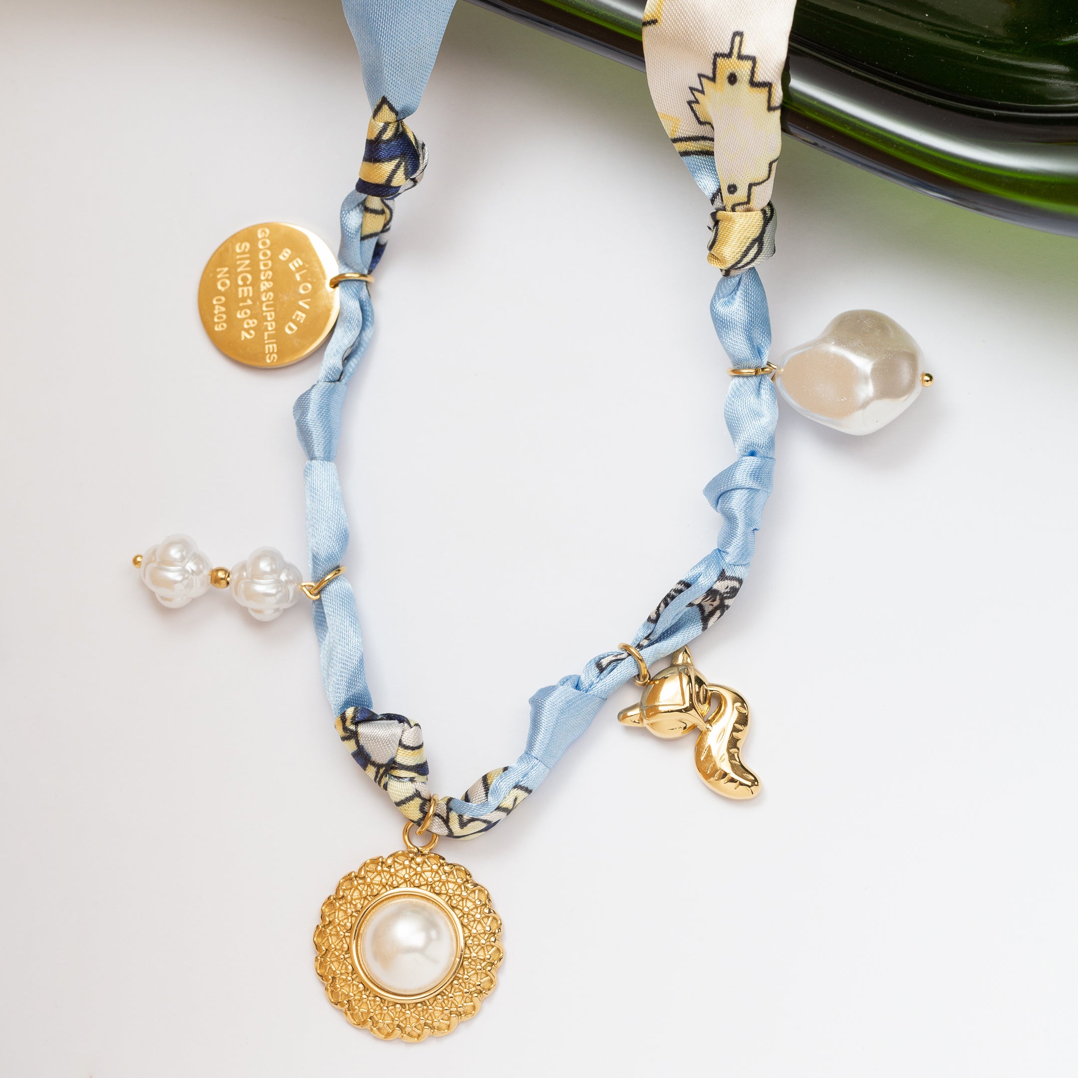 Collier en acier tendance