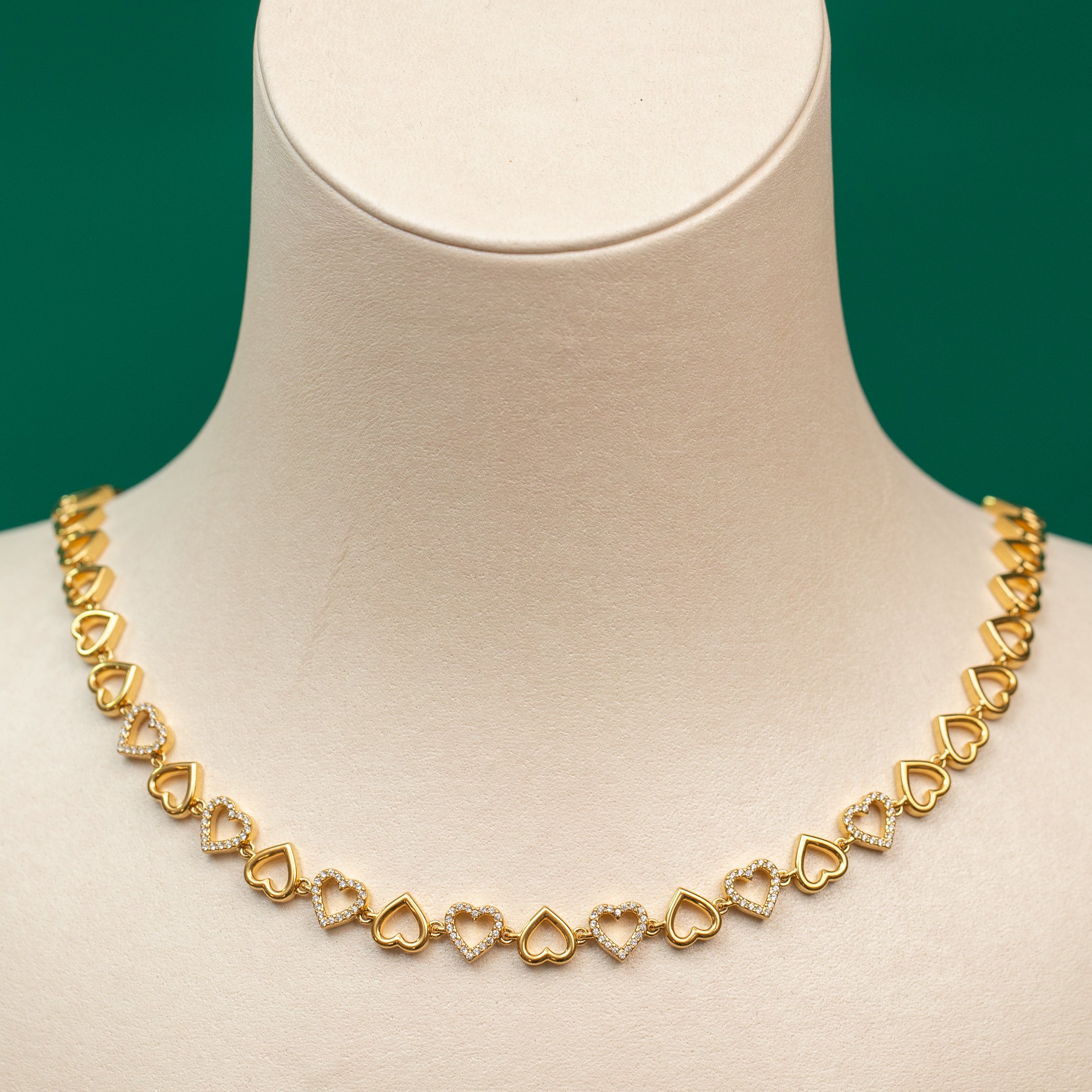 Collier en acier tendance