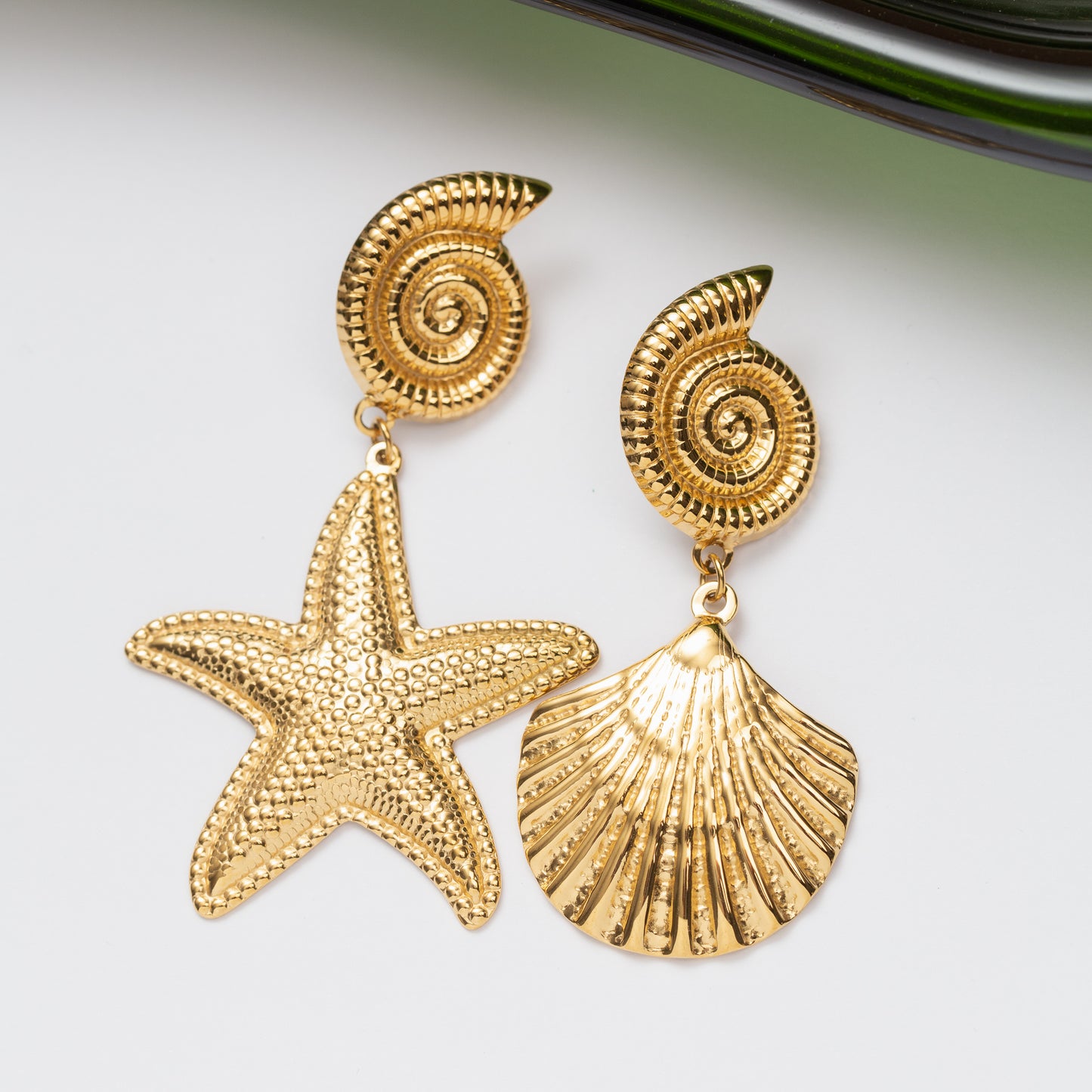 Boucles d'oreilles en acier