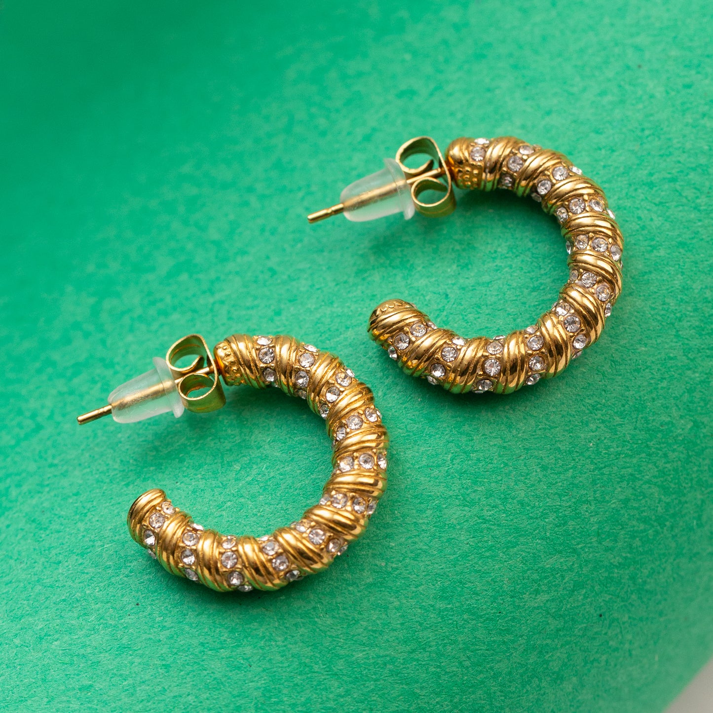 Boucles d'oreilles en acier